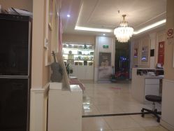 -Bollins波林丝•专研护发中心