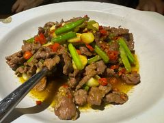 -佬麻雀·剁椒鱼头(京基KK One店)