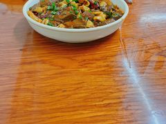 -胡子饮食店