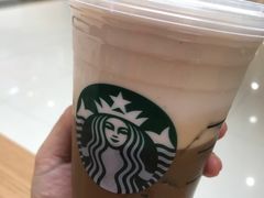 -星巴克(广州中华广场B1层店)