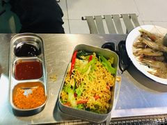 -马路牙子烧烤音乐酒馆(望京店)