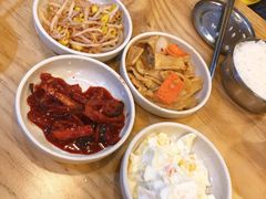 餐具摆设-金北顺大锅家(신사본점)