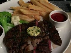 -WOLFGANG PUCK KITCHEN & BAR(迪士尼小镇店)