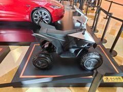 -TESLA 特斯拉(上海太古汇体验店)