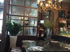 -The Coffee Academïcs(铜锣湾店)
