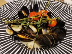 -春树下·树屋花房西餐厅(罍街AS1980店)