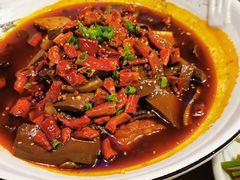 极品毛血旺-朵拉提