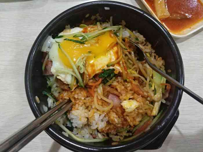 韩式石锅拌饭-"点的外卖,拌饭里面全是饭,没有菜,真的叫.
