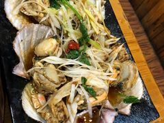 -老东镇啤酒屋海鲜加工·蒸汽海鲜·海鲜烧烤(台东店)