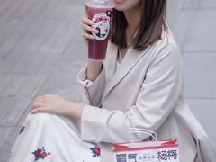 -奈雪的茶(金鹰广场店)