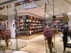 -VENCHI 闻绮(北京国贸商城店)