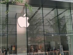 -Apple零售店(华贸购物中心店)