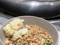 -肖肖酸萝卜鱼火锅(总店)