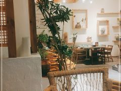 -墨居上隐·院子里火锅(峨眉店)