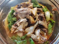 -满格嗦新疆椒麻鸡火锅.炒米粉(川大江安校区店)