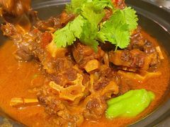 红焖牛尾-董厨煨汤馆(车站路店)
