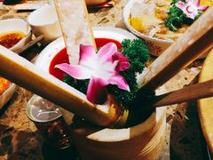 竹筒虾滑-坎爷秘制火锅(一格广场店)