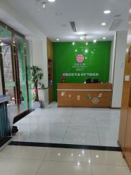 -苗医生专业祛痘·皮肤管理