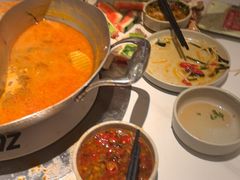 -左庭右院鲜牛肉火锅(金山万达店)