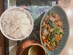 -默加东南亚美食(大宁音乐广场店)