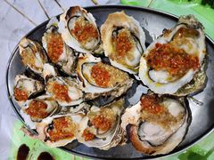 -蚝哥花姐湛江烤生蚝(美丽湾市场店)
