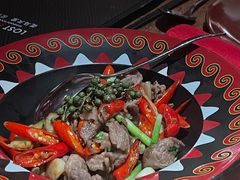 彝族辣炒牛肉-花马天堂云南餐厅 Lost Heaven(外滩店)