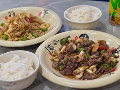-何永光123鲜牛肉馆(1号店)