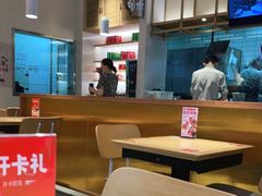 大堂-阿香米线(余姚五彩城店)