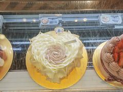 -花花卷卷·鲜食蛋糕(静安久光百货店)