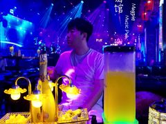 -喜鹊音乐酒馆(西街店)