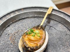 金奖石锅大连鲍-品海楼·大连海胆锅贴馆(东港店)