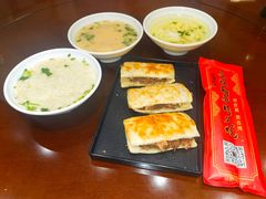 -高玛纳驴肉火烧(一世界店)