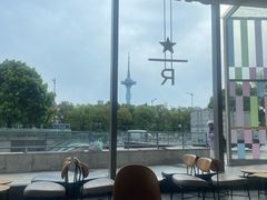 -星巴克臻选(盐城金鹰聚龙湖店)