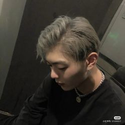 -时尚殿堂明星门店