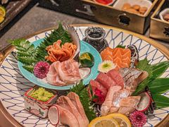 -铭牛烧肉·和牛海鲜自助(高新月牙湖店)