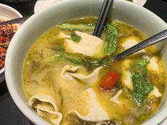 -铜锣湾·有麝自然香(渝北财富中心店)