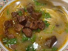 -金杨拉面王小吃面馆·牛三宝面·红烧牛肉粉