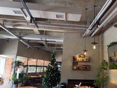 -三勾JJJ Burger&Coffee(梅溪湖店)