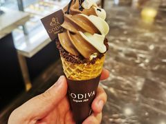 双重口味香草巧克力冰淇淋-GODIVA(王府井apm店)