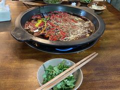 -黄潇洒老火锅(九眼桥宏济巷店)