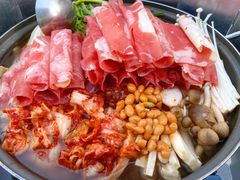 部队锅-MI WU FACTORY米屋美食工厂餐厅(绿地店)