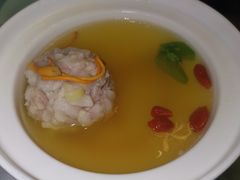 招牌狮子头-天和晟烤鸭店(玉泉西街店)