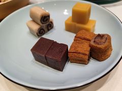 宫廷点心拼盘-羲和雅苑•北京烤鸭(陆家嘴中心店)