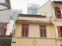 -亚坤(远东广场店)