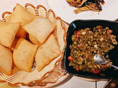 -巴扎屋大盘鸡·新疆菜(汇嘉时代店)