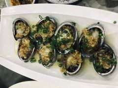 -四川小胡子海鲜(丁村万人海鲜广场店)