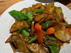 地三鲜-關東雪东北菜(中庚漫游城店)