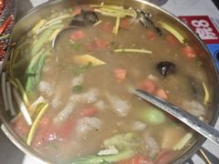 -百味地锅鸡(二店·财校分店)