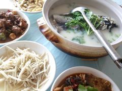 -天乐农家鱼头王(天目湖店)