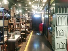 大堂-河坝烧烤串城(金达莱店)